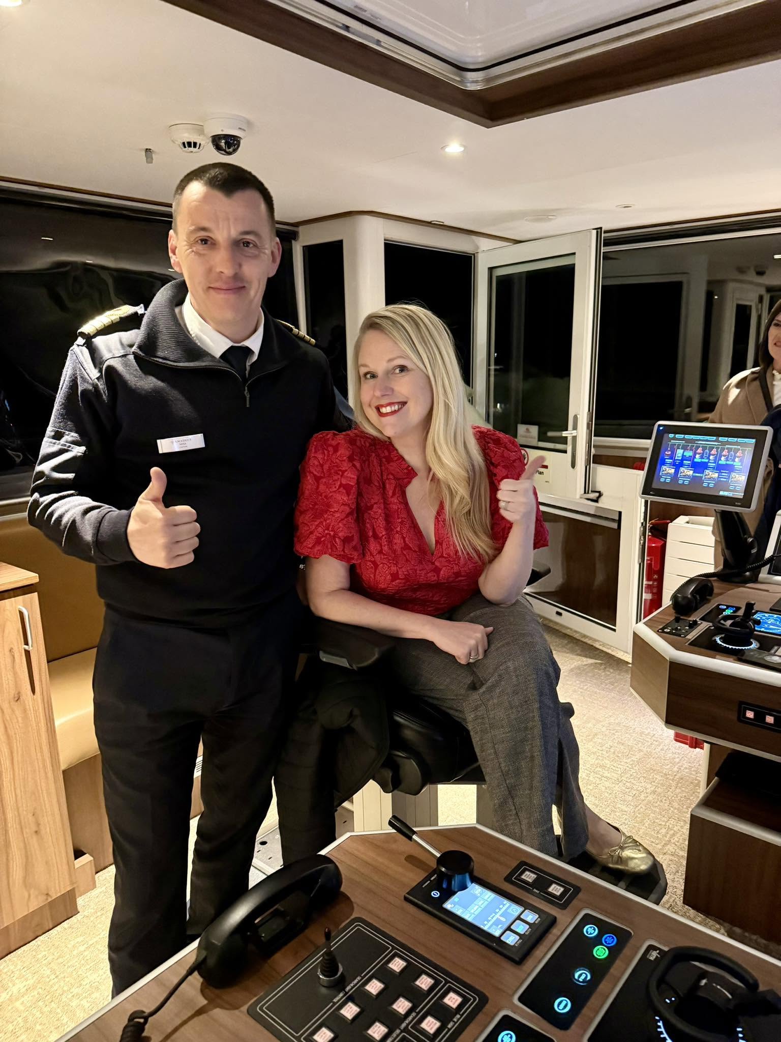 Mandy - Cruise Specialist